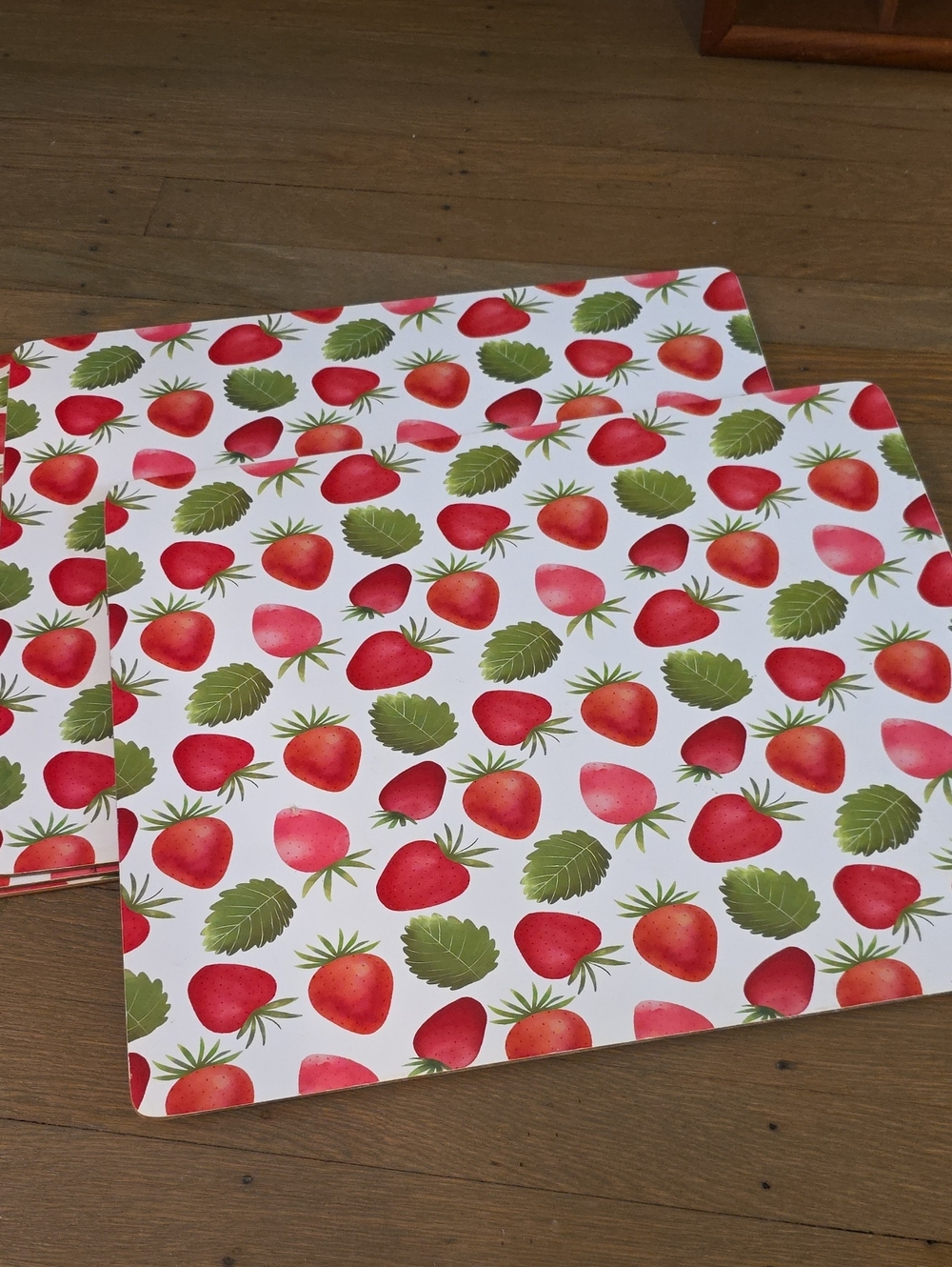 Crofton Strawberry Cork  Placemats — Red & Green: Set Of 4. 16x13"